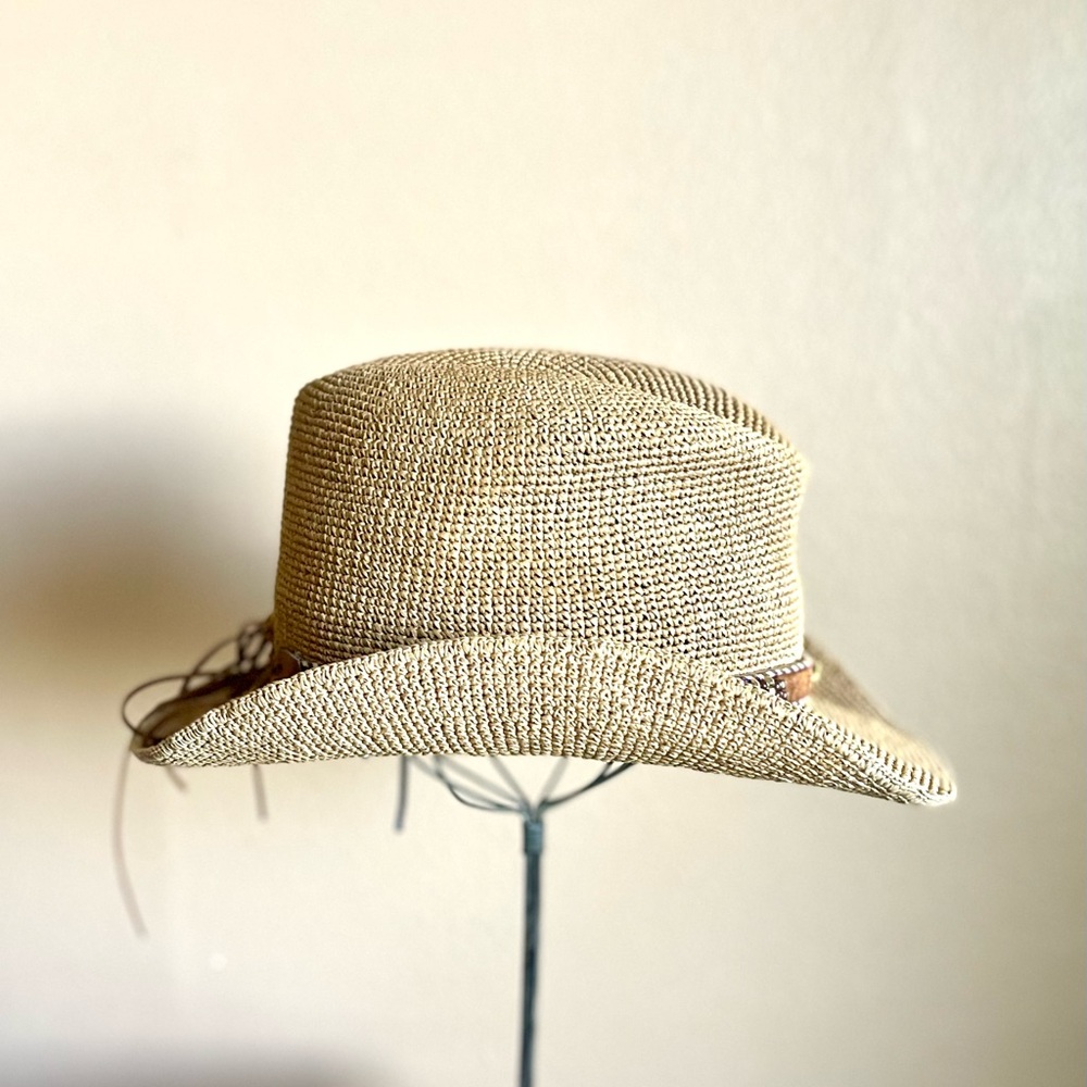 Modern-day Fedora - Picture 4 of 5